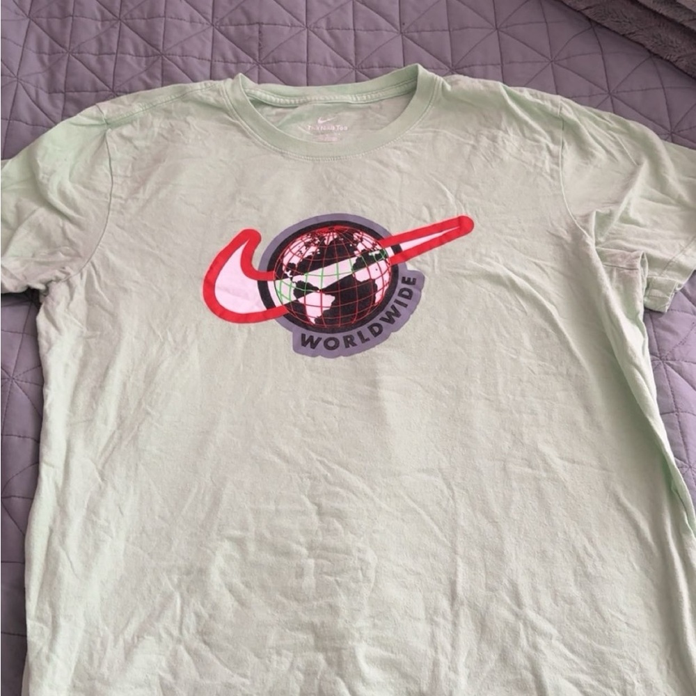 Nike Mens Green T-Shirt